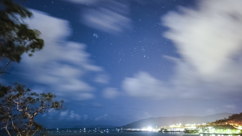 Long exposures and creating time lapse in North Queensland – Airlie Beach.
